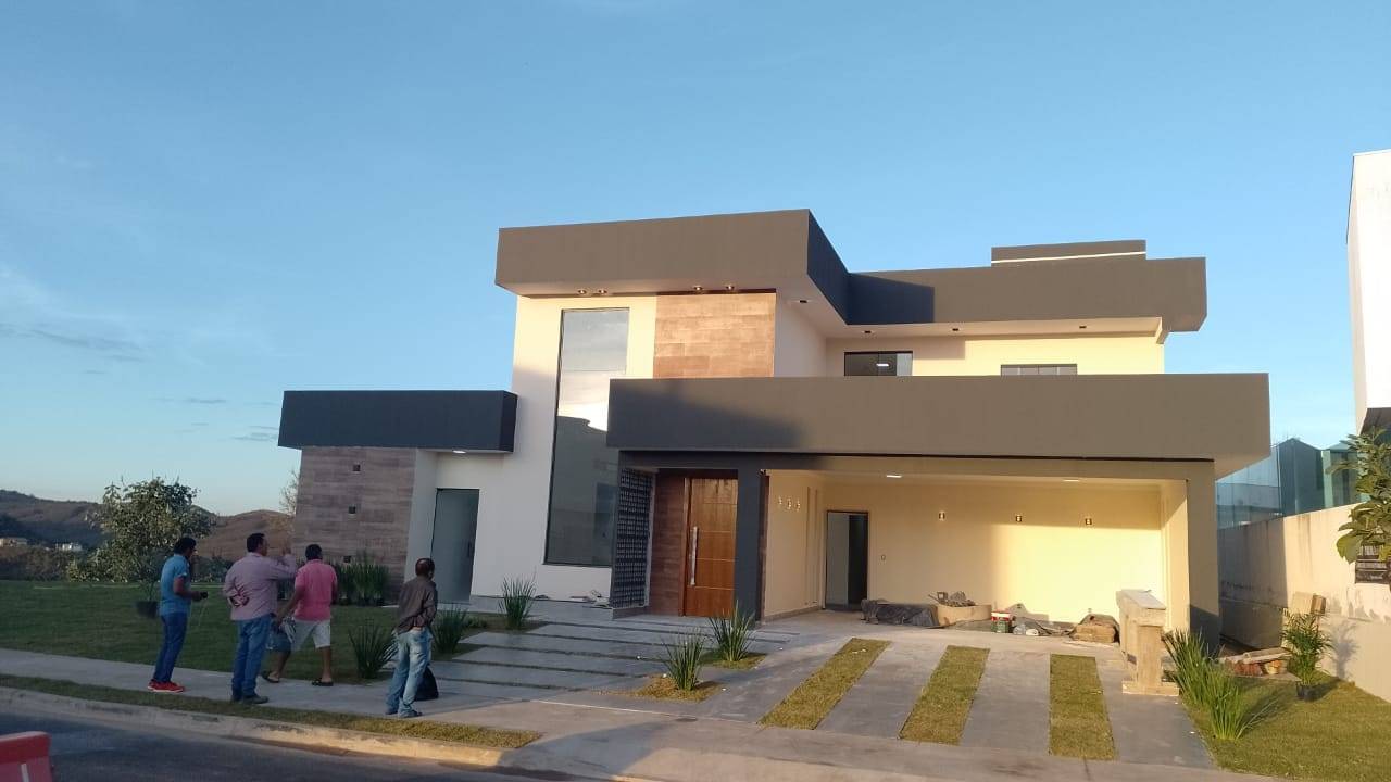 Casa de alto padrão